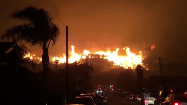 Thomas Fire: 21 giorni di fuoco in California evacuate 200mila persone
