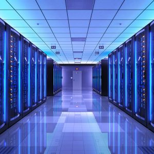 Un data center con i suoi server