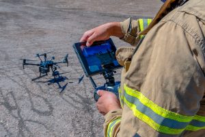 I Vigili del Fuoco hanno iniziato a usare i droni-pompiere