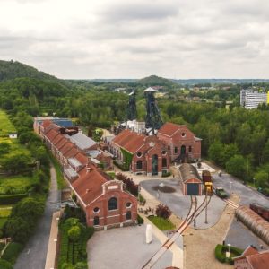 Vista dall'alto del sito della miniera di Bois du Cazier, a Marcinelle